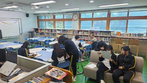 09.25 도서실 공부