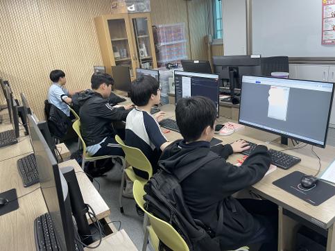 코딩 자율동아리 <김포코딩크루>