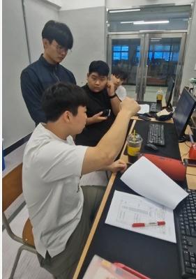삼성전자 입사한 기능반 선배의 지도