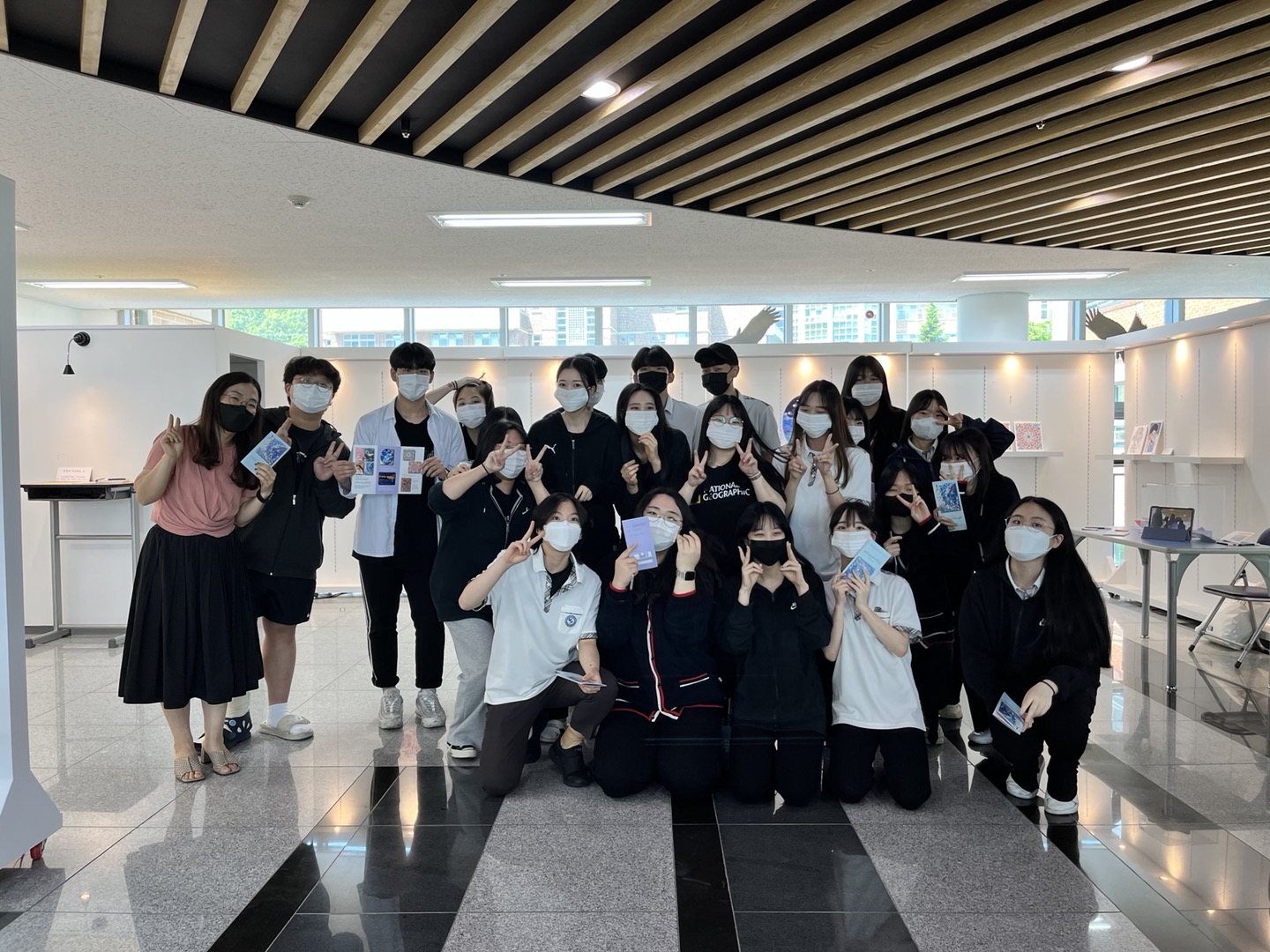 2022 1학기 3학년 강서령 학생 개인전 (2022.5.27.)